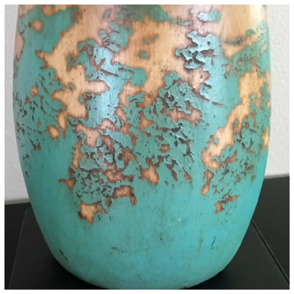 Mexican Rustic Distressed Vase - Picture 10 of 13